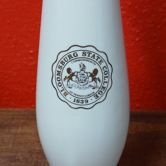 Bloomsburg State College White & Gold Tone Trim 9" Bud Flower Vase - Picture 3 of 4